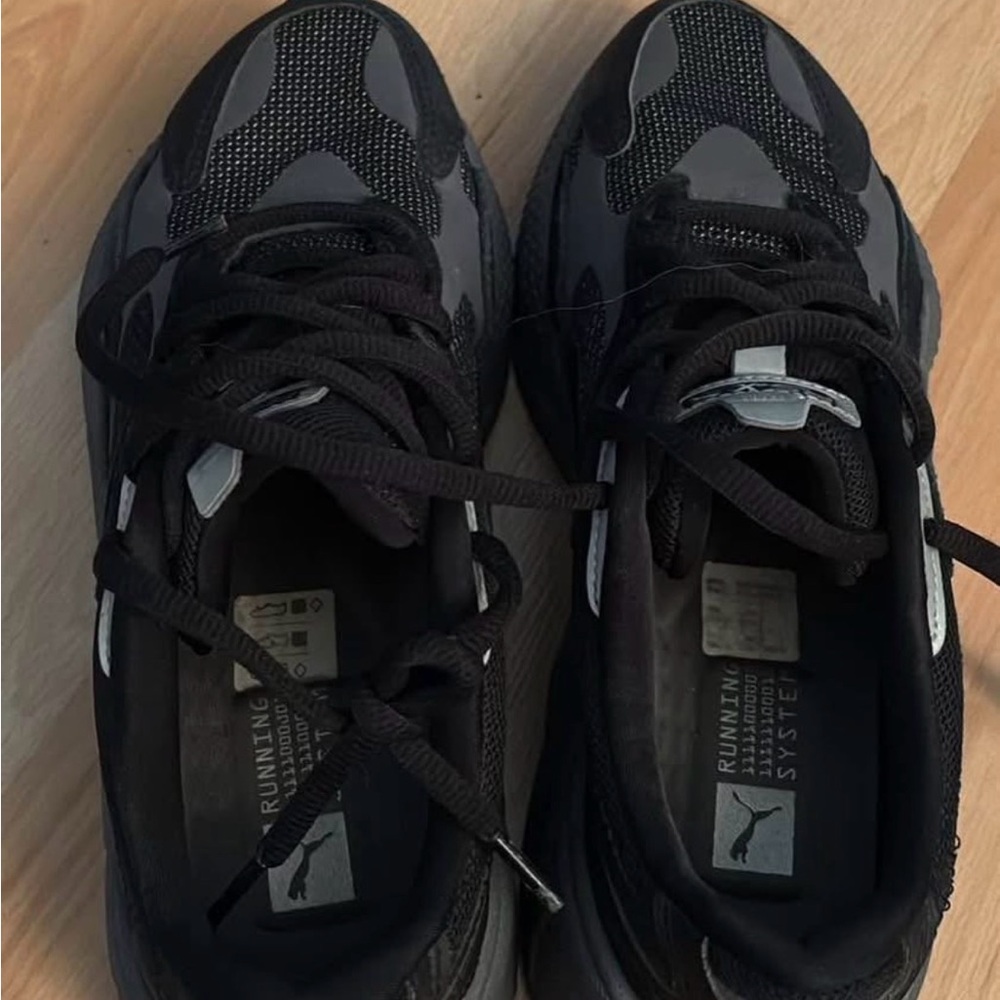 Puma Black Athletic Sneakers (size 7 men/size 9women) RSx model